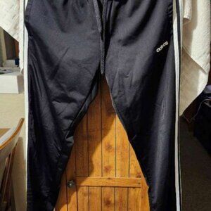 WOMENS ADIDAS ATHLETIC PANT - SIZE M (8-10)